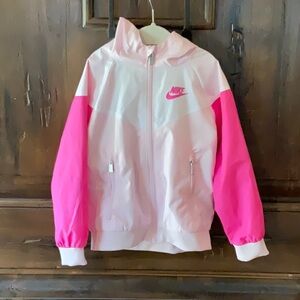 Nike Pink Raincoat Lightweight Hooded Design
